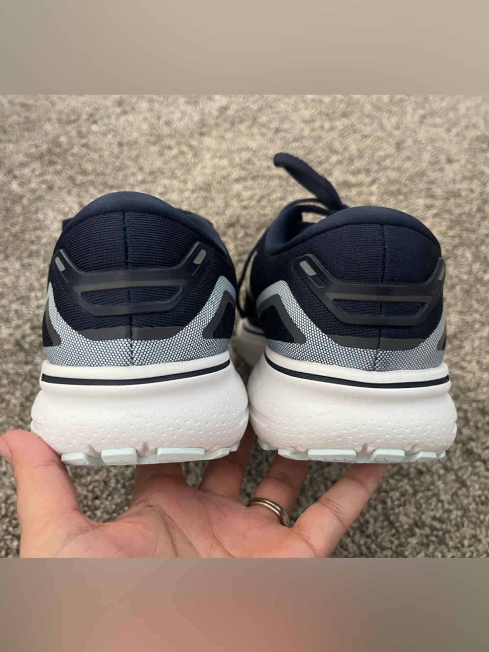 Women’s Brooks Ghost 15 Running Shoes Navy Blue White Size 9.5 Wide - Picture 6 of 8